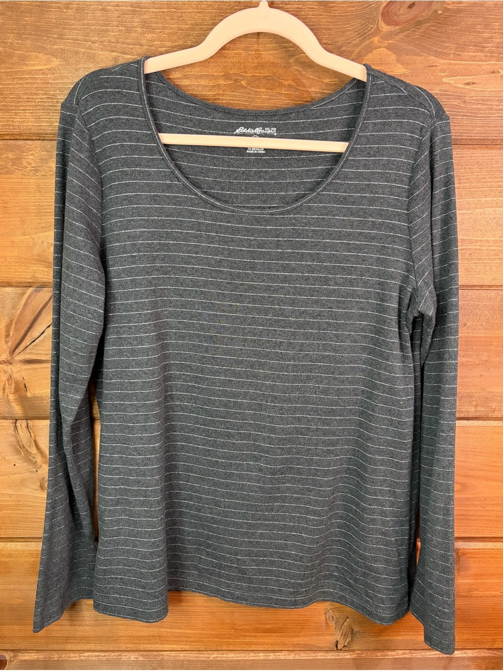 Eddie Bauer Charcoal Gray Thin-Metallic Stripe Long Sleeve Scoop Neck Top XL 🩶